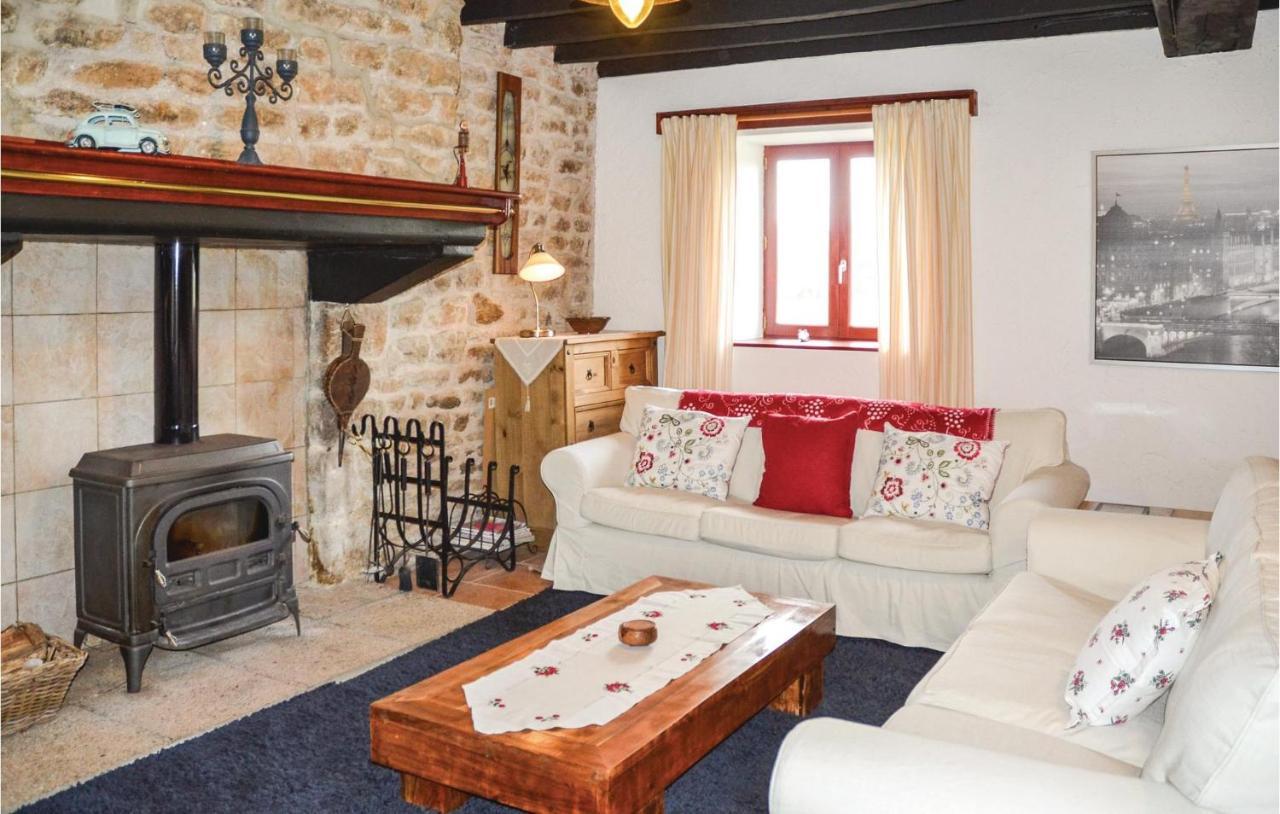 Beautiful Home In Montaudin With Wifi Extérieur photo